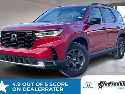 New 2025 Honda Pilot TrailSport image 1