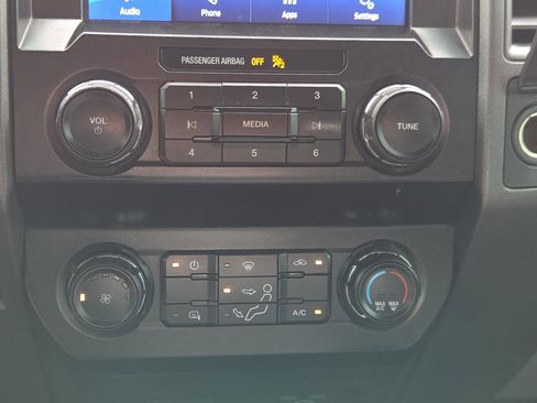 Used 2022 Ford F350 XL w/ Power Equipment Group image 30