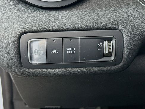 Used 2024 Chevrolet Blazer EV LT AWD/4WD image 16