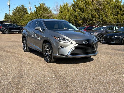 Used 2017 Lexus RX 350 2WD image 2