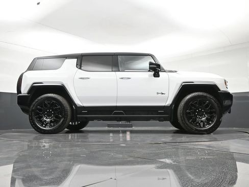 Used 2026 GMC Hummer EV SUV AWD/4WD image 30
