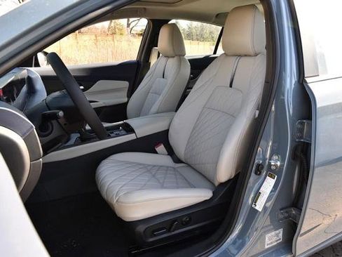 New 2026 Nissan Sentra SL w/ Floor Mat Package image 24