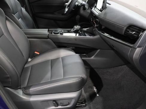 Certified 2023 Nissan Rogue SL w/ SL Premium Package AWD/4WD image 15