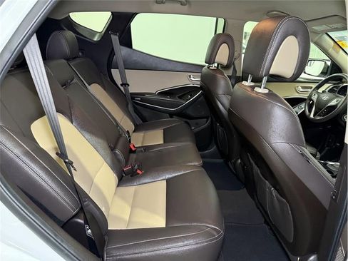 Used 2017 Hyundai Santa Fe Sport image 24