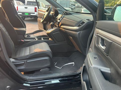 Used 2017 Honda CR-V LX image 12