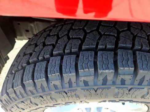 Used 2012 Nissan Xterra S image 38