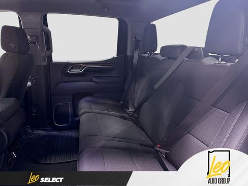 Used 2024 Chevrolet Silverado 1500 LT AWD/4WD image 27