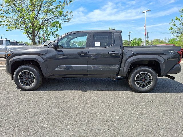 Used 2026 Toyota Tacoma TRD Sport AWD/4WD image 5