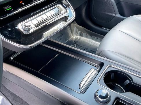 Used 2025 Lincoln Corsair FWD image 15