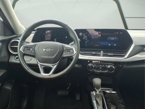 Certified 2024 Chevrolet Trax ACTIV w/ Sunroof Package FWD image 10