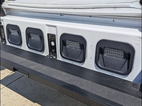 Used 2024 GMC Sierra 1500 Denali AWD/4WD image 17