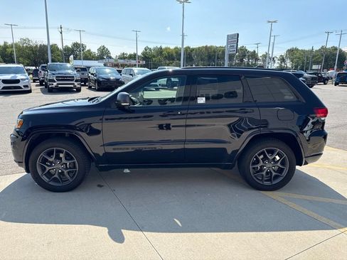 Used 2021 Jeep Grand Cherokee Limited w/ Quick Order Package 28K 80th AWD/4WD image 9