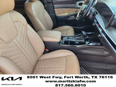 Certified 2024 Kia Sorento SX Prestige w/ Olive Brown Leather Package AWD/4WD image 13