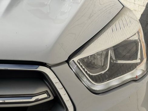 Used 2018 Ford Escape SEL image 5