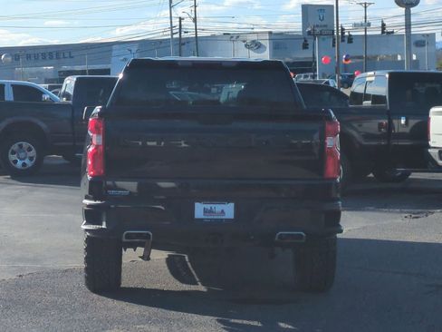 Used 2022 Chevrolet Silverado 1500 LT Trail Boss w/ Safety Package AWD/4WD image 7