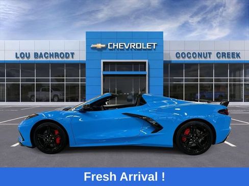 Used 2021 Chevrolet Corvette Stingray Premium Conv w/ Z51 Performance Package RWD image 5
