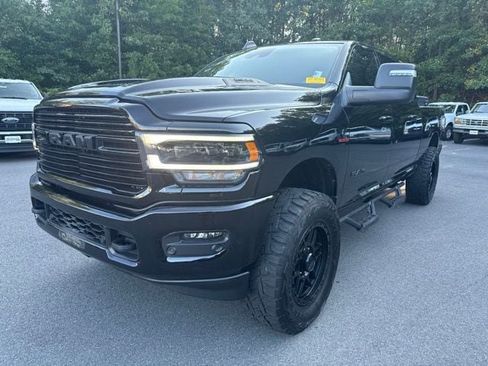Used 2024 RAM 2500 Laramie AWD/4WD image 1