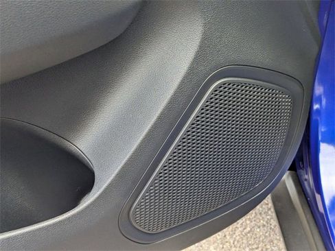 Used 2025 Hyundai Venue Limited image 10