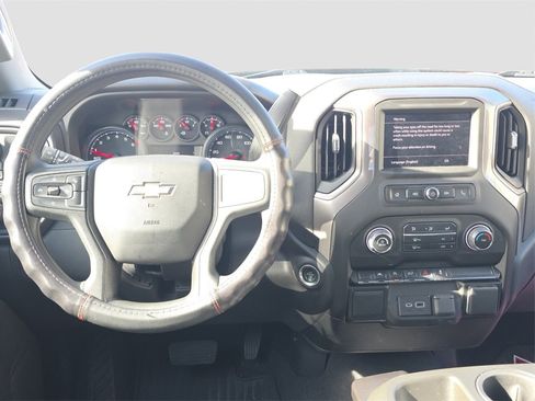 Used 2023 Chevrolet Silverado 1500 Custom image 13