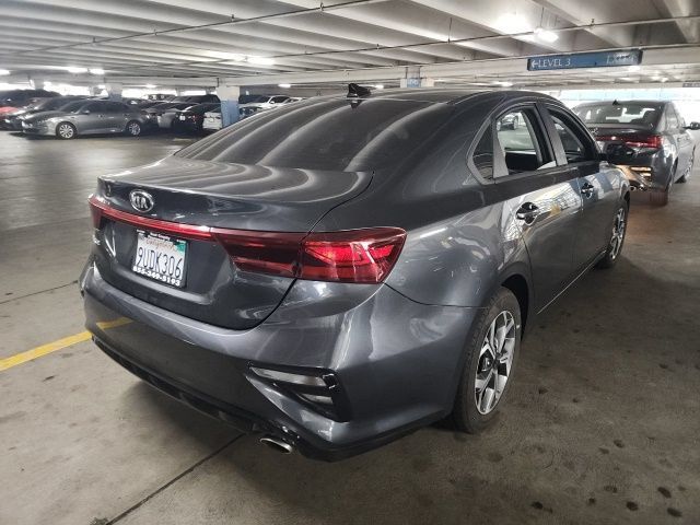 Used 2021 Kia Forte LXS FWD image 2