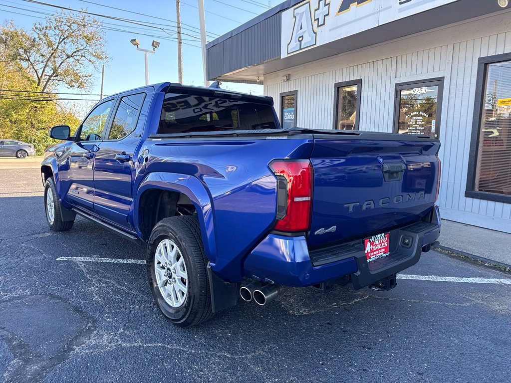 Used 2024 Toyota Tacoma SR5 AWD/4WD image 6
