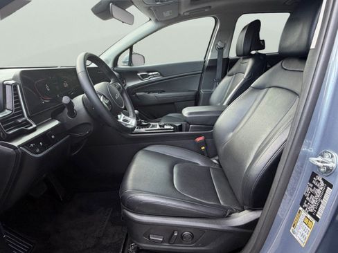 Certified 2025 Kia Sportage EX w/ Premium Package FWD image 13