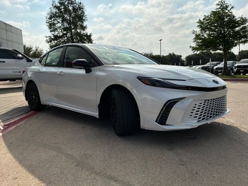 New 2026 Toyota Camry XSE FWD image 4