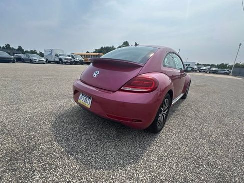 Used 2017 Volkswagen Beetle 1.8T S FWD image 9