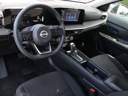 Certified 2025 Nissan Kicks S AWD/4WD image 4