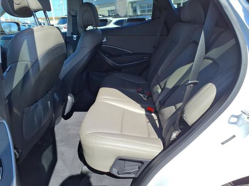 Used 2018 Hyundai Santa Fe Sport image 17