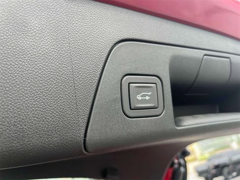 New 2025 Buick Envision Preferred image 18