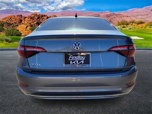 Used 2021 Volkswagen Jetta S image 5