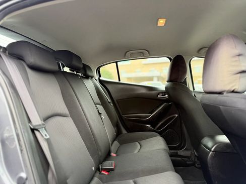 Used 2016 MAZDA MAZDA3 i Sport FWD image 26