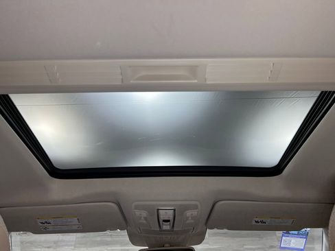 Used 2017 Mercedes-Benz GLS 550 4MATIC image 14