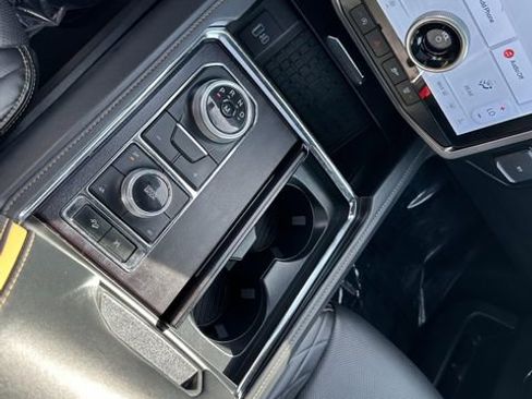 Certified 2024 Ford Expedition Max Platinum AWD/4WD image 19