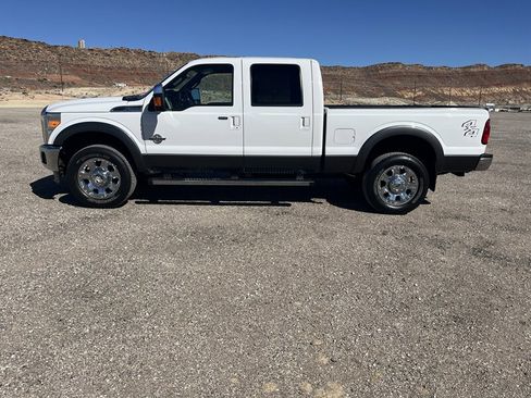 Used 2015 Ford F350 Lariat w/ Chrome Package image 5