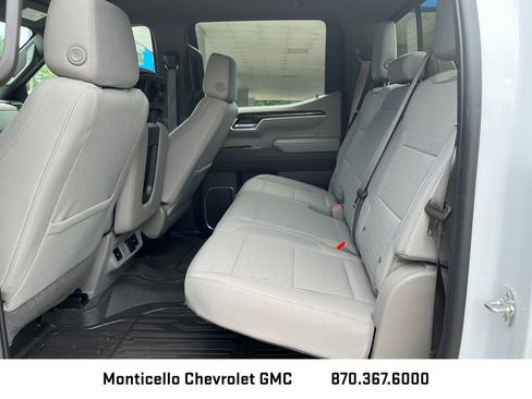 New 2026 GMC Sierra 1500 SLE w/ Preferred Package RWD image 24