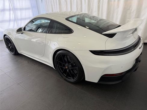 Certified 2025 Porsche 911 Carrera GTS RWD image 3
