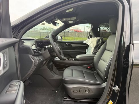 New 2027 Buick Enclave Preferred w/ Power Package FWD image 18