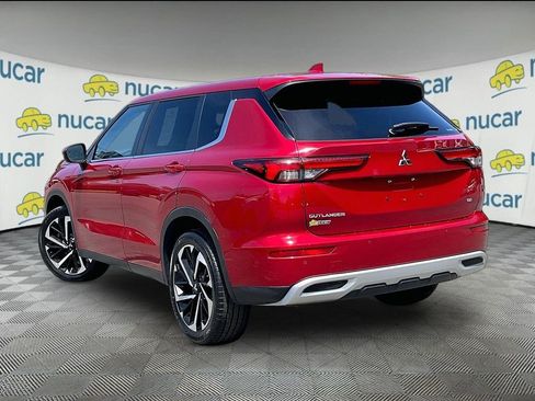 Used 2024 Mitsubishi Outlander SE AWD/4WD image 4