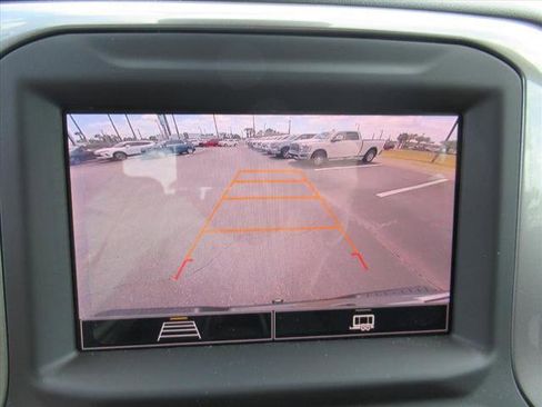 Used 2025 Chevrolet Silverado 1500 Custom image 25