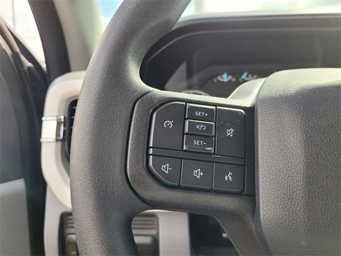 New 2026 Ford F250 XL w/ 360-Degree Camera Package RWD image 30