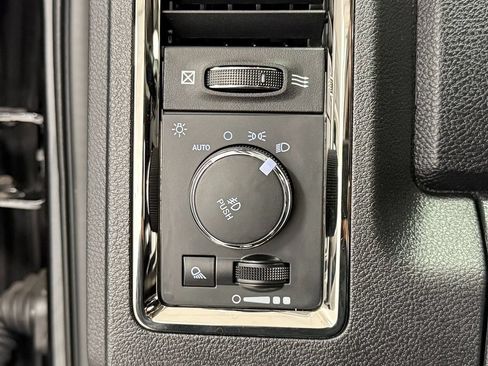 Used 2018 RAM 1500 Sport w/ Sport Premium Group AWD/4WD image 18
