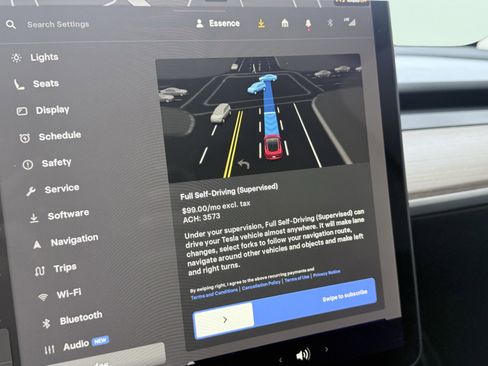 Used 2024 Tesla Model Y Long Range image 84