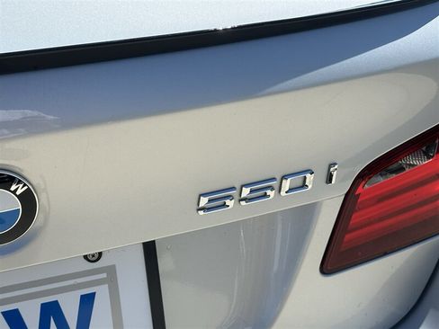 Used 2011 BMW 550i xDrive Sedan AWD/4WD image 44
