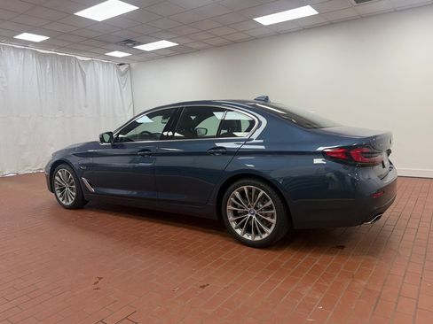 Certified 2023 BMW 530e xDrive 530e xDrive w/ Convenience Package image 3