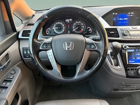 Used 2017 Honda Odyssey EX-L image 9