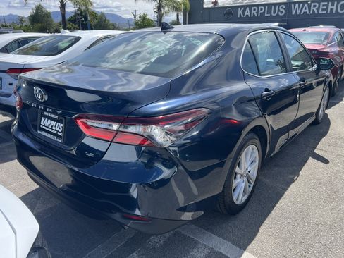 Used 2021 Toyota Camry LE FWD image 7