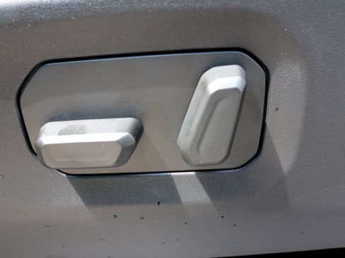 New 2026 Jeep Wrangler Unlimited Sahara AWD/4WD image 5