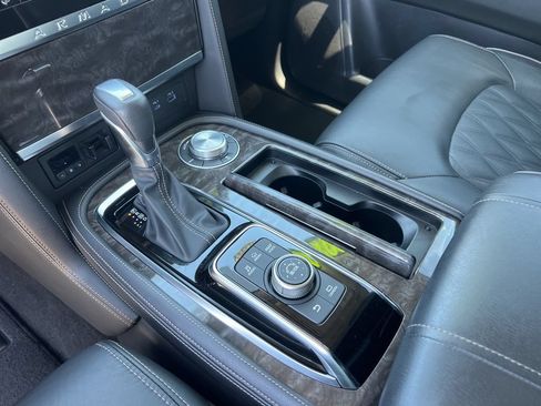Used 2023 Nissan Armada Platinum w/ Captain's Chairs Package AWD/4WD image 38